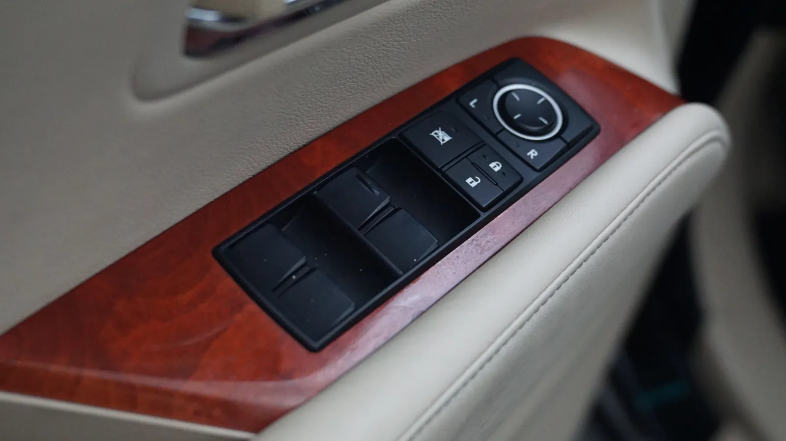 Lexus RX photo 16