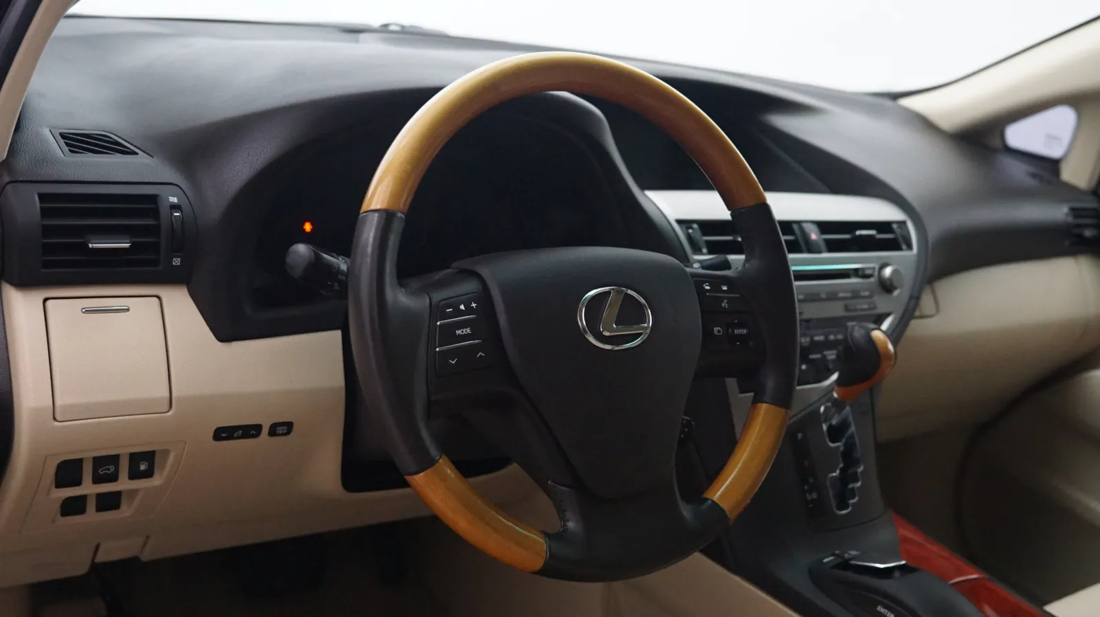 Lexus RX photo 17
