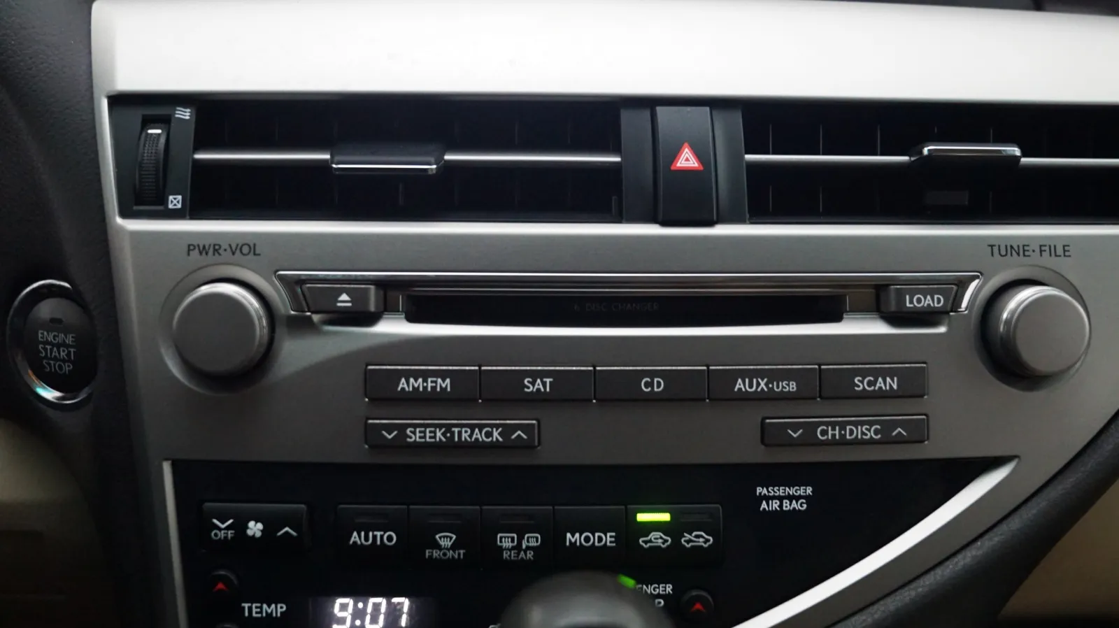 Lexus RX photo 20