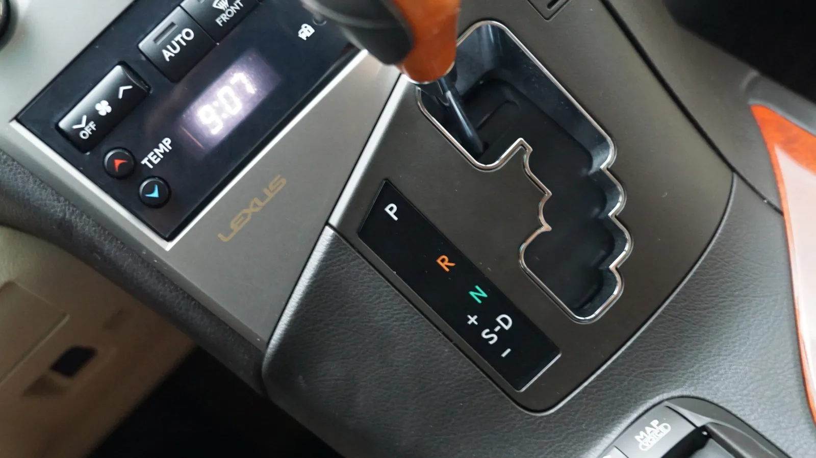 Lexus RX photo 21