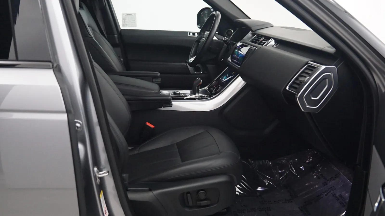 Land Rover Range Rover Sport photo 6