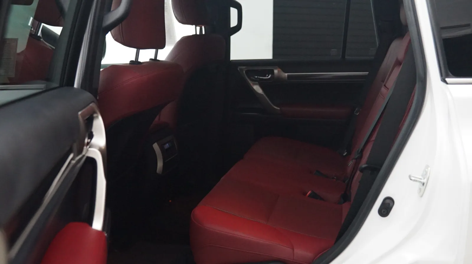 Lexus GX photo 12