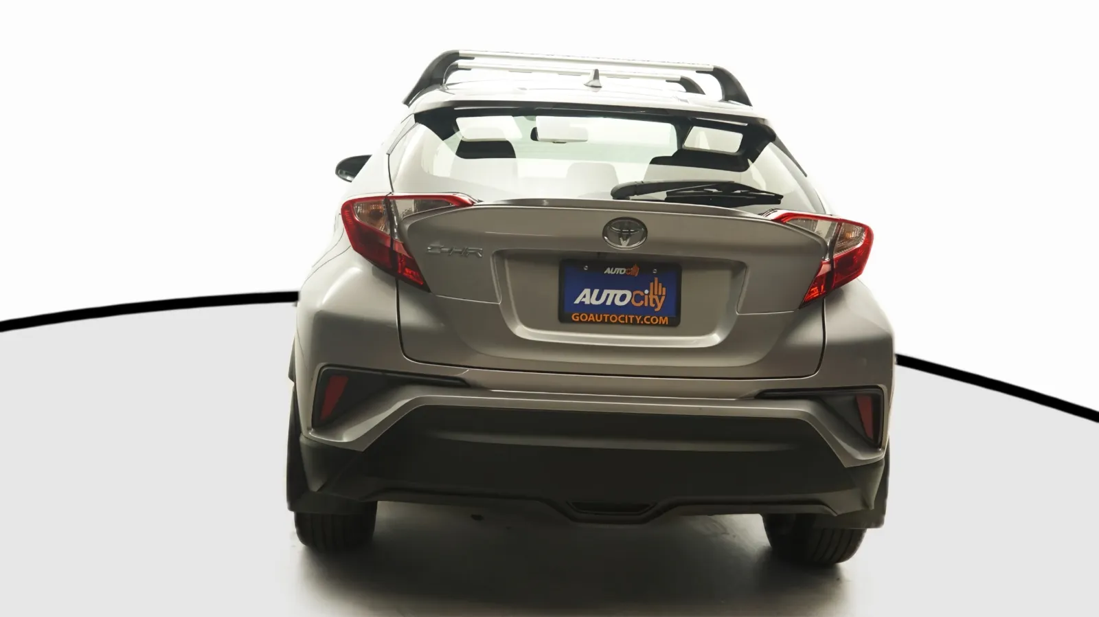 Toyota C-HR photo 13