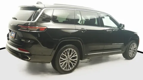 More photos of 2023 Jeep Grand Cherokee L Summit Reserve at Auto City, CA