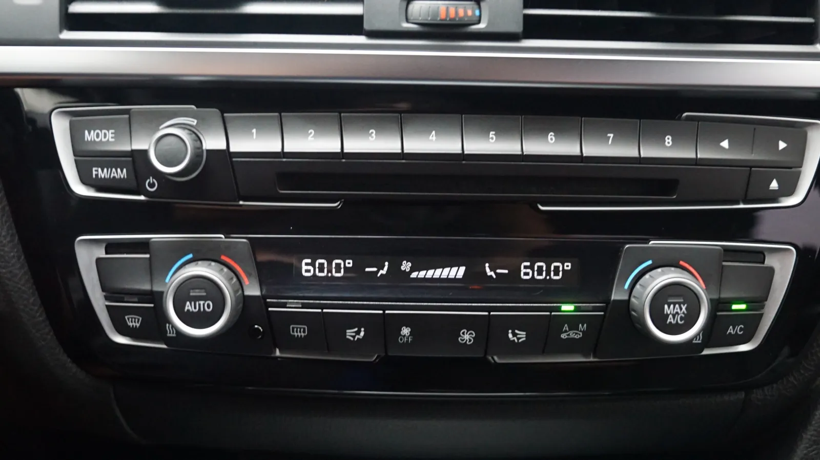 BMW 3 Series photo 20