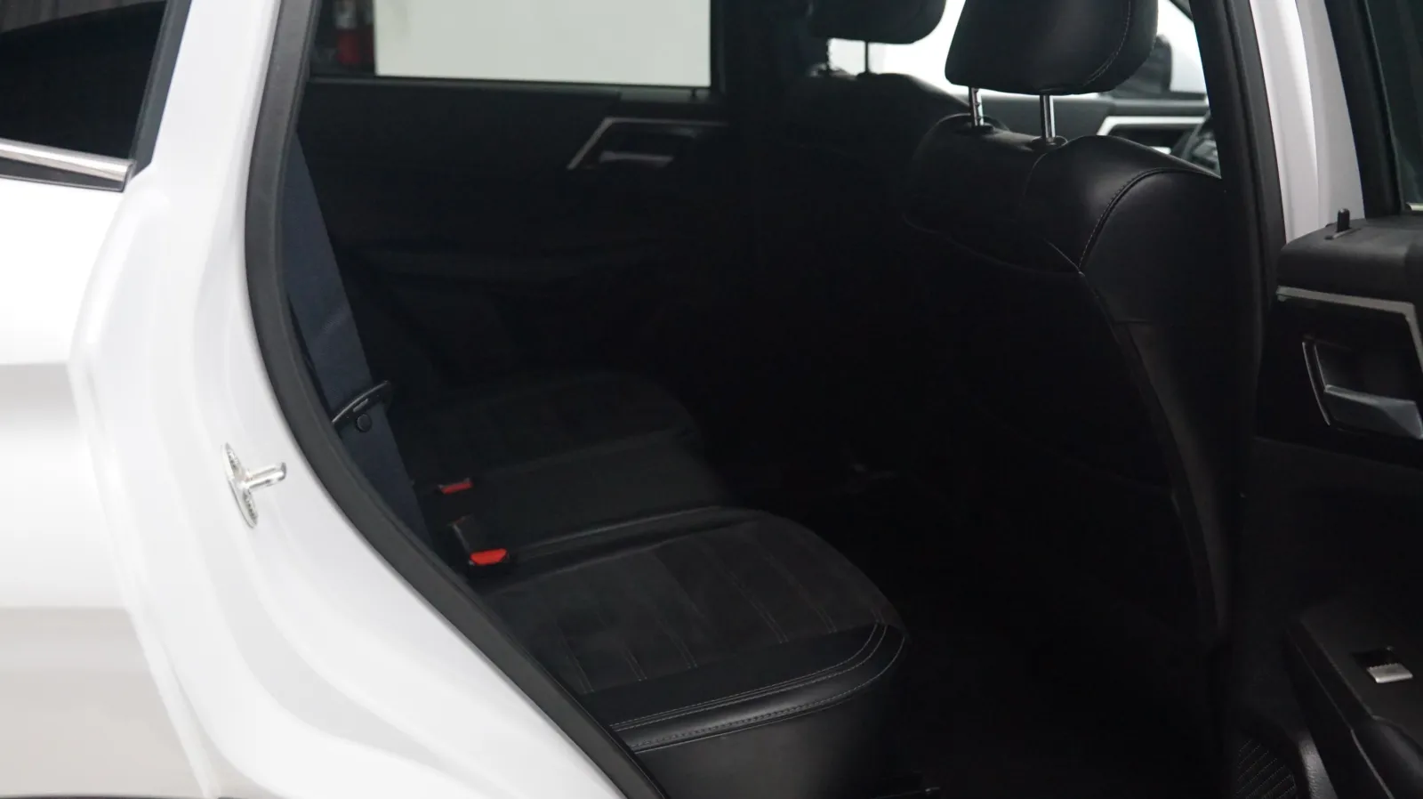 Mitsubishi Outlander photo 11