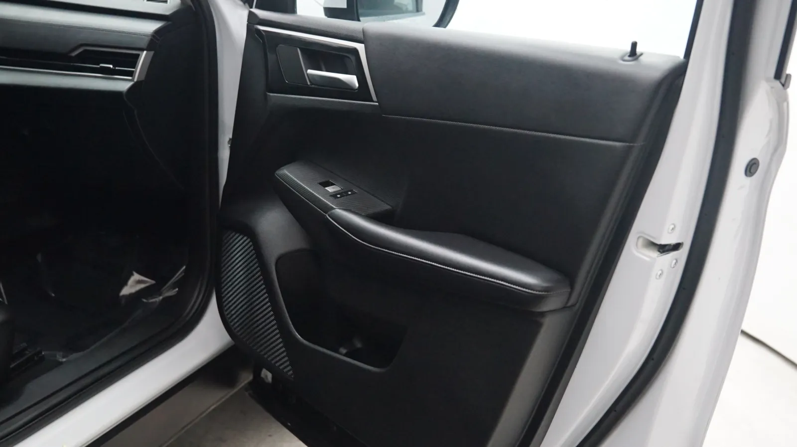 Mitsubishi Outlander photo 16