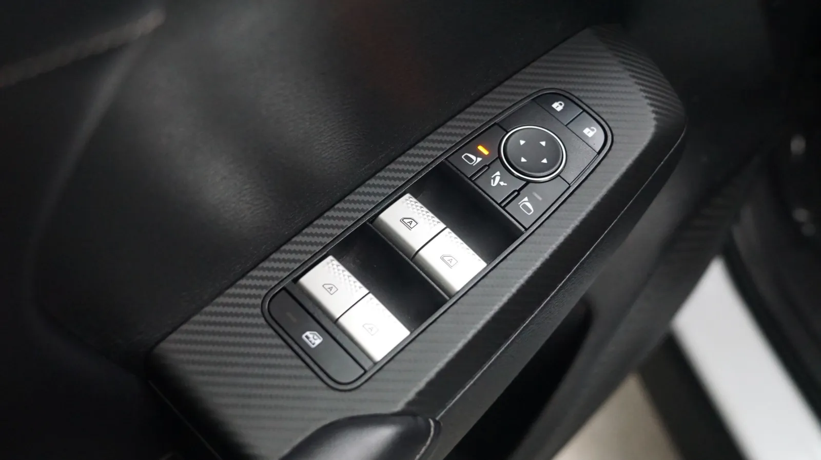 Mitsubishi Outlander photo 18