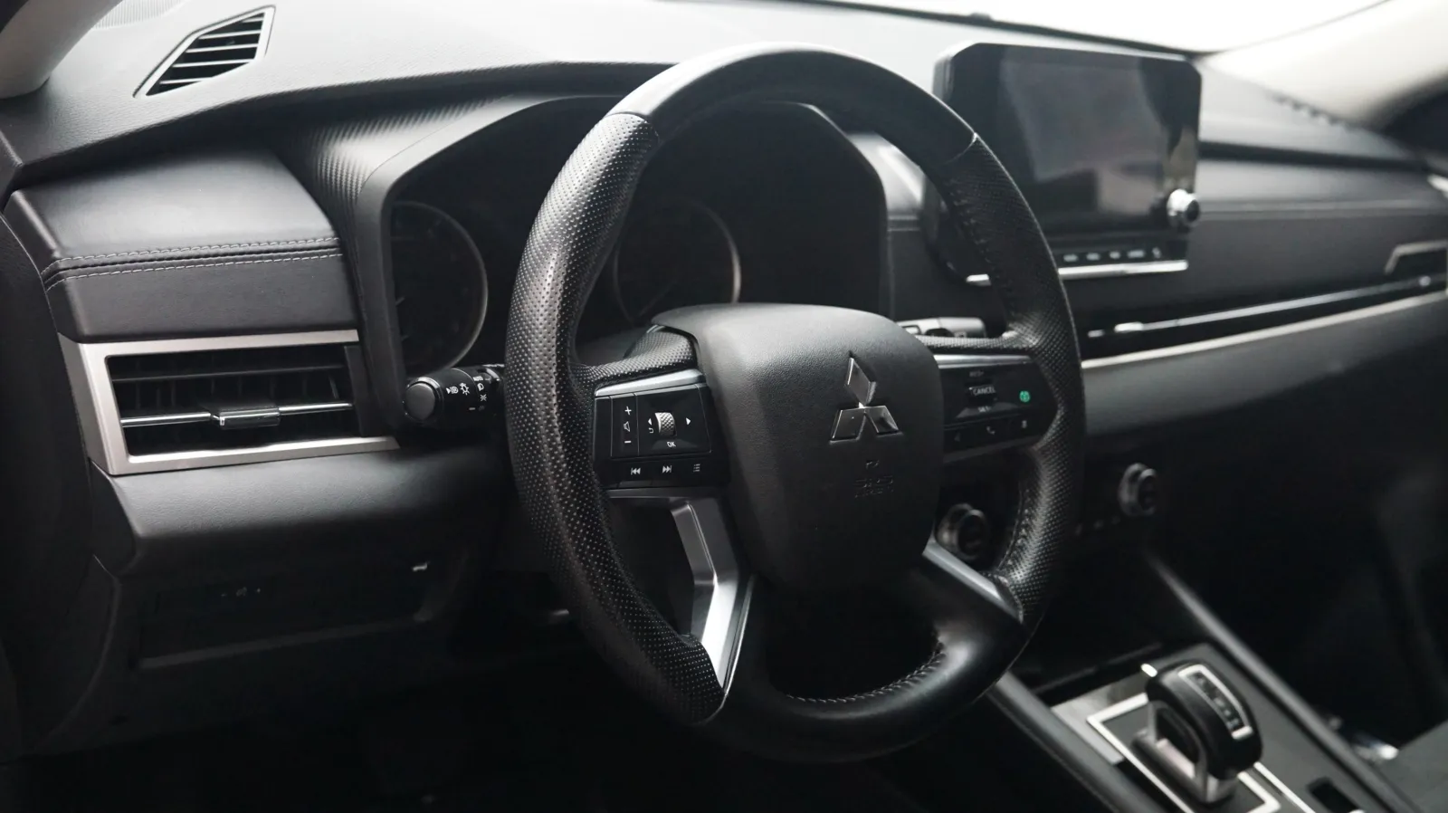 Mitsubishi Outlander photo 19