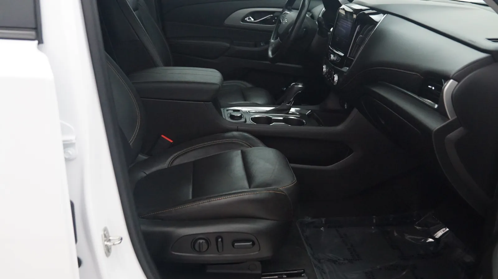 Chevrolet Traverse photo 6