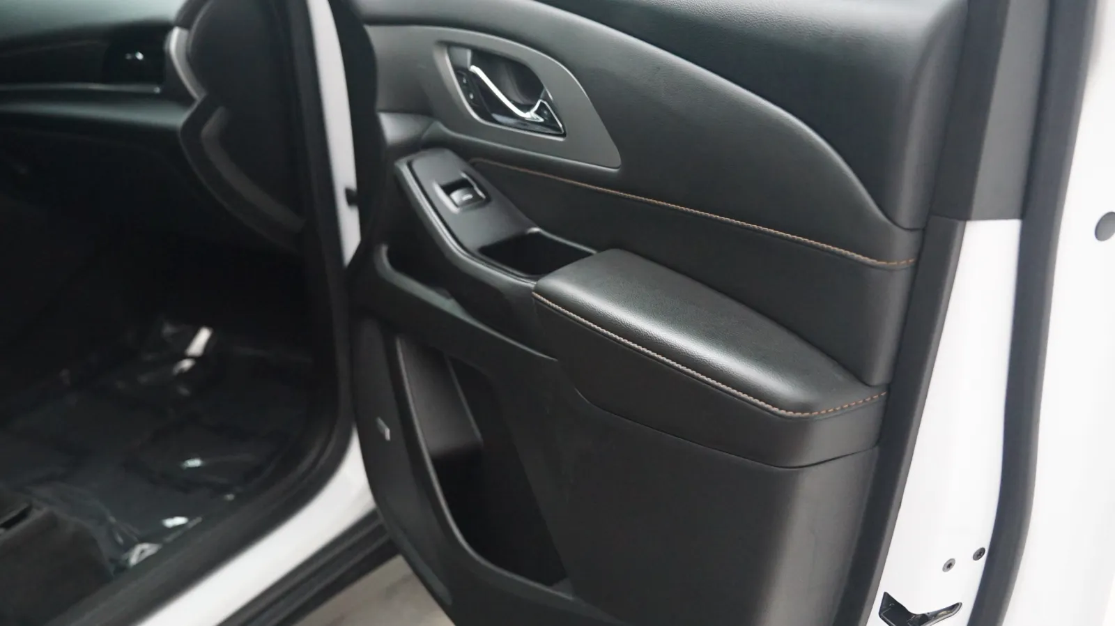 Chevrolet Traverse photo 16