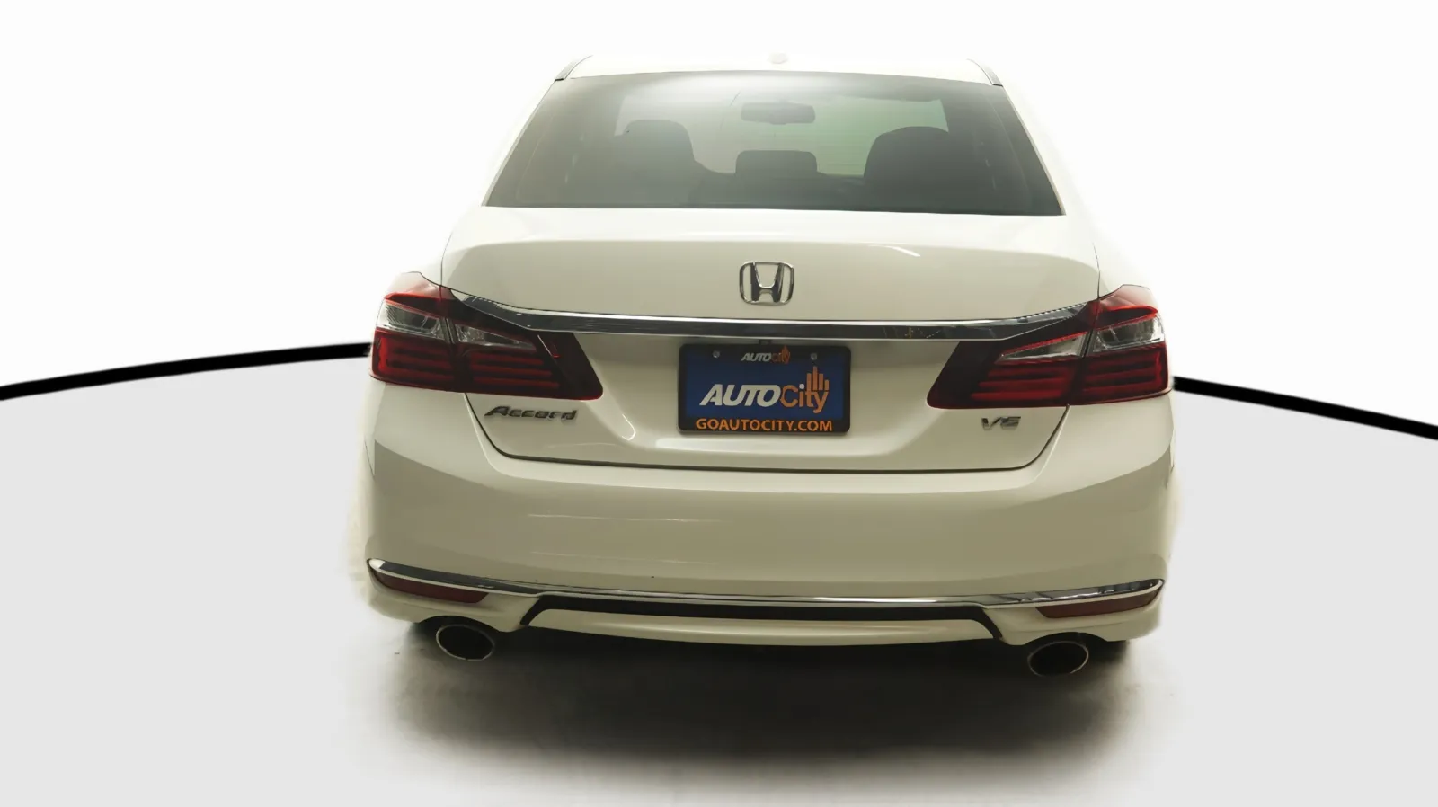Honda Accord photo 10