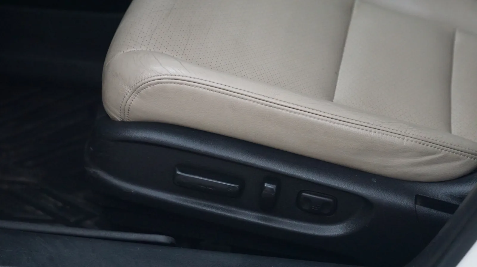 Honda Accord photo 15