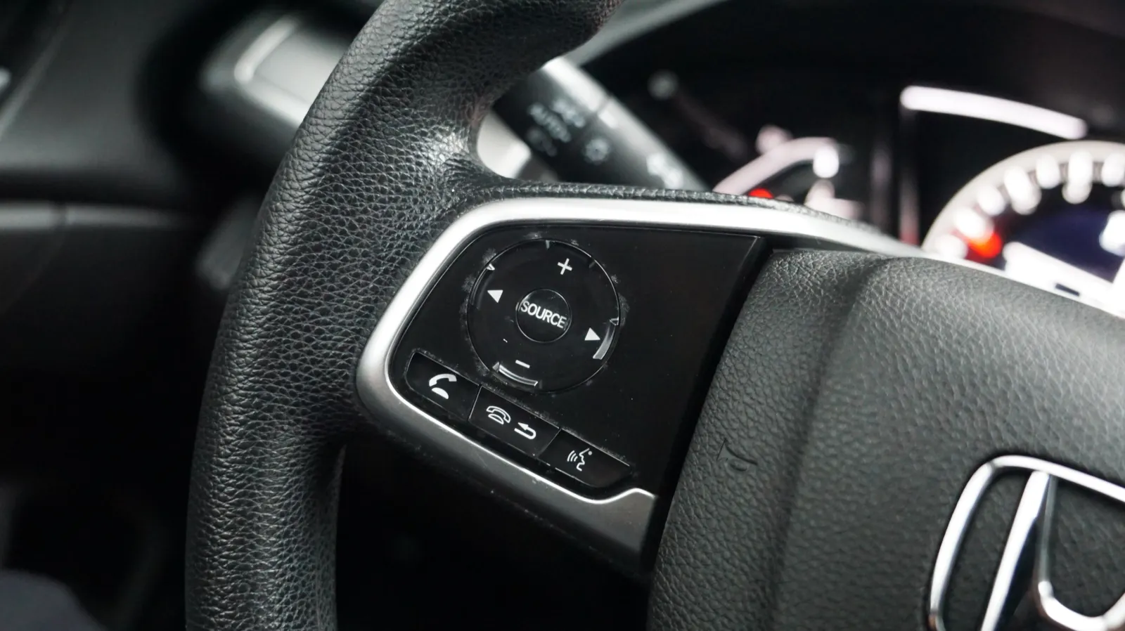 Honda Civic photo 17