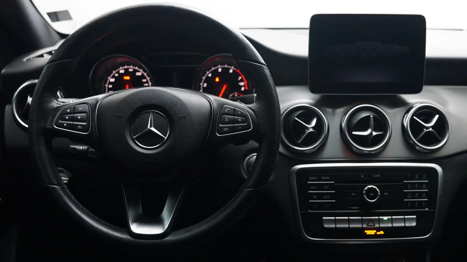 More photos of 2020 Mercedes-Benz GLA 250 at Auto City, CA