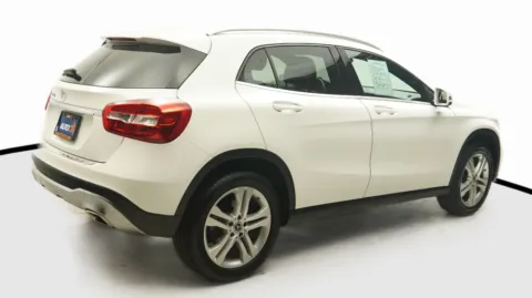More photos of 2020 Mercedes-Benz GLA 250 at Auto City, CA