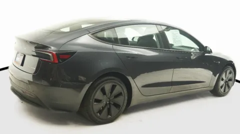 More photos of 2024 Tesla Model 3 Long Range at Auto City, CA
