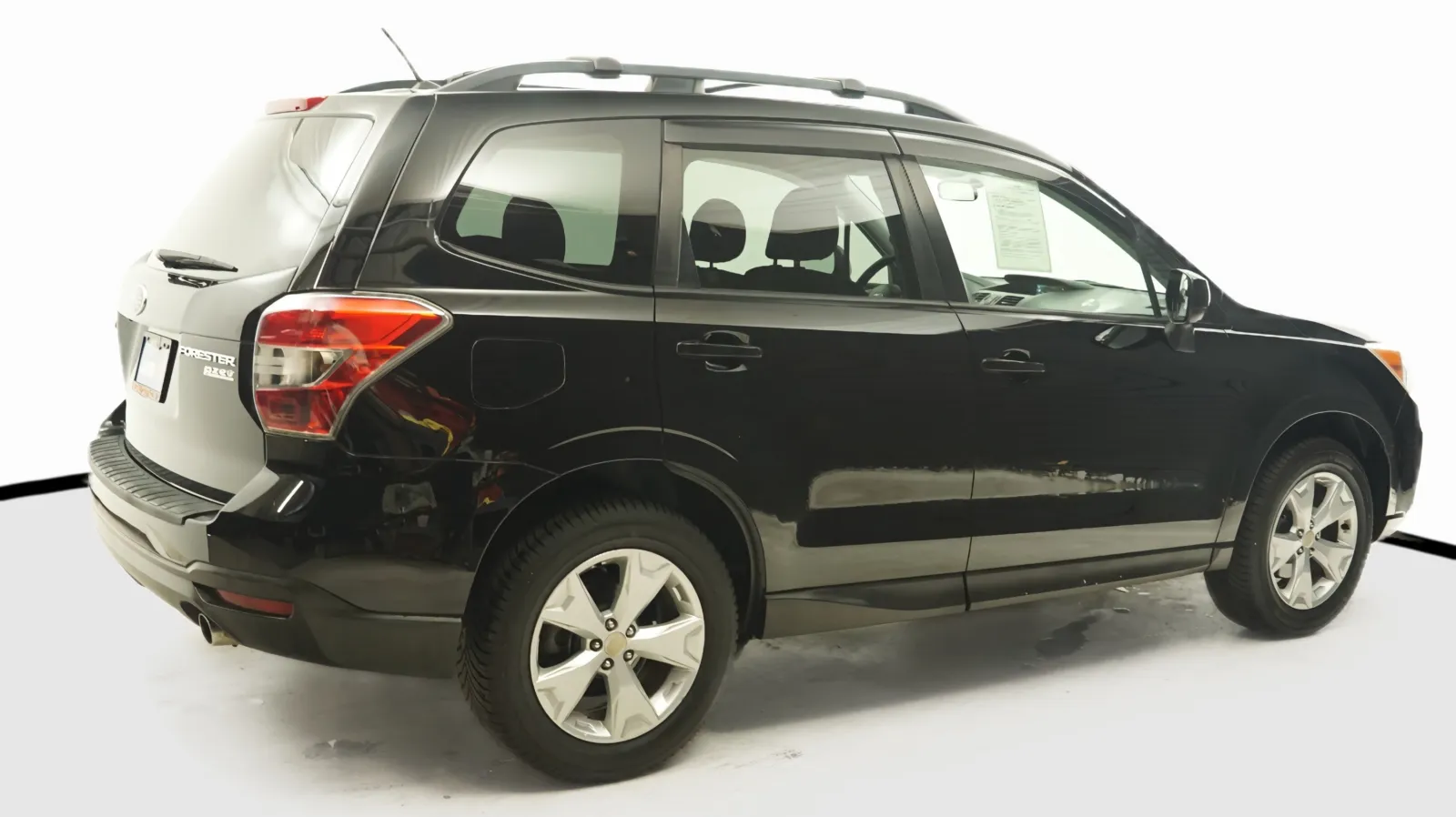 More photos of 2015 Subaru Forester 2.5i Premium at Auto City, CA