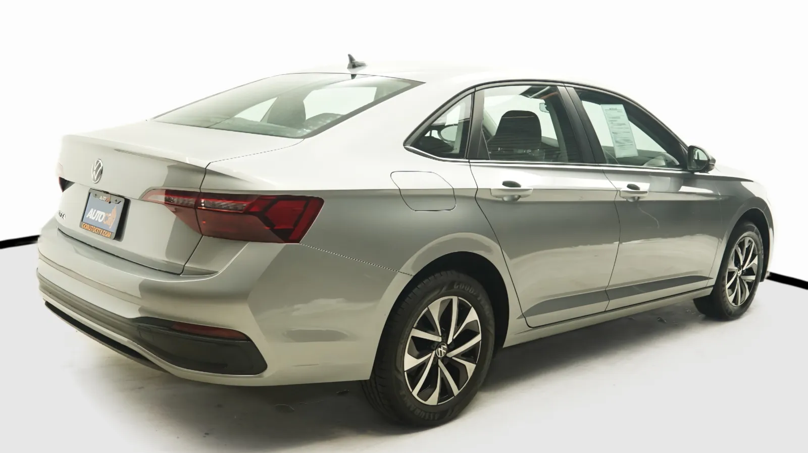 More photos of 2024 Volkswagen Jetta S at Auto City, CA