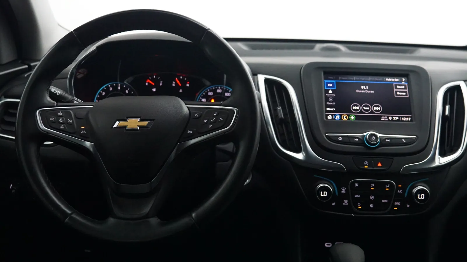 More photos of 2024 Chevrolet Equinox LT at Auto City, CA