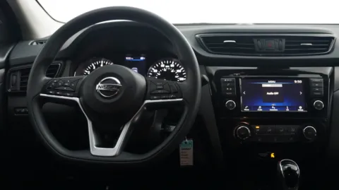 More photos of 2020 Nissan Rogue Sport S at Auto City, CA