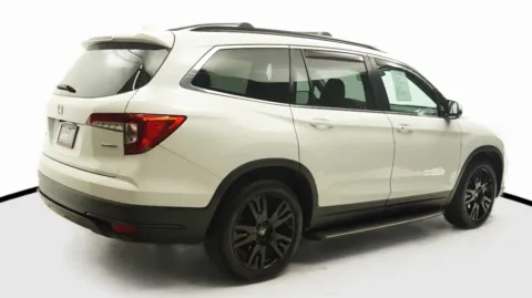More photos of 2021 Honda Pilot Special Edition at Auto City, CA