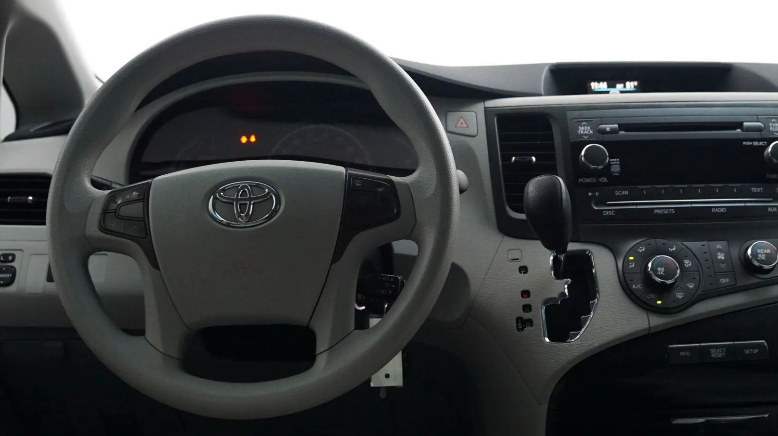 More photos of 2011 Toyota Sienna LE at Auto City, CA