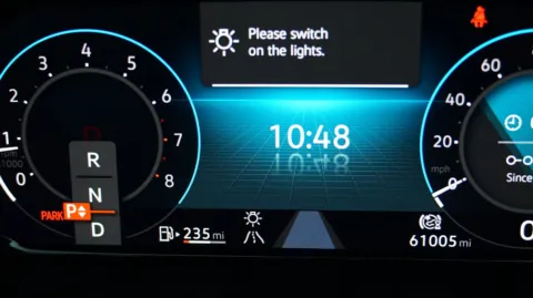 Photos of 2024 Volkswagen Atlas 2.0T SE w/Technology for sale in El Cajon, CA at Auto City