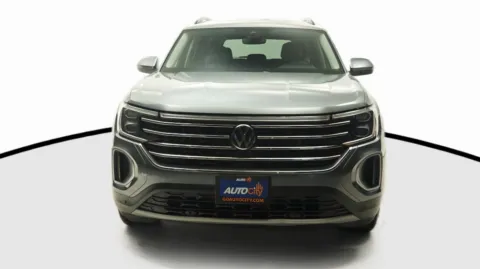 Another view of 2024 Volkswagen Atlas 2.0T SE w/Technology for sale in El Cajon, CA at Auto City