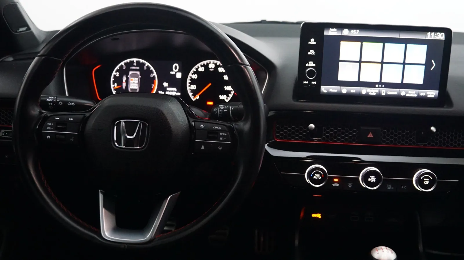 More photos of 2023 Honda Civic Si at Auto City, CA