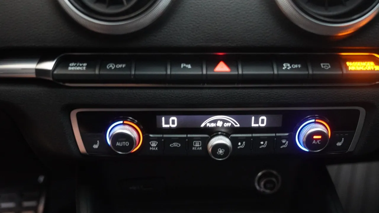 Audi A3 photo 17