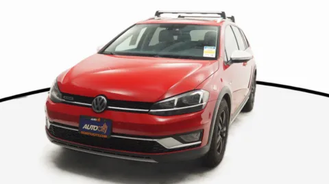 Red 2018 Volkswagen Golf Alltrack S for sale in El Cajon, CA