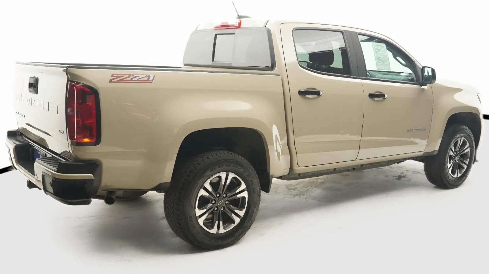 More photos of 2022 Chevrolet Colorado 2WD Z71 at Auto City, CA