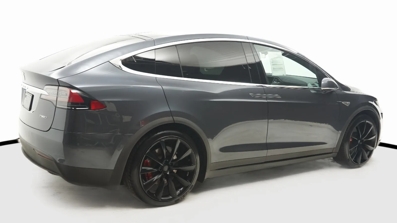 More photos of 2016 Tesla Model X P90D at Auto City, CA