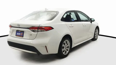 More photos of 2022 Toyota Corolla LE at Auto City, CA