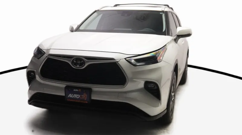 2022 Toyota Highlander XLE for sale in El Cajon, CA