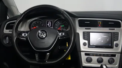 More photos of 2017 Volkswagen Golf SportWagen S at Auto City, CA