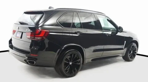 More photos of 2018 BMW X5 xDrive35i at Auto City, CA