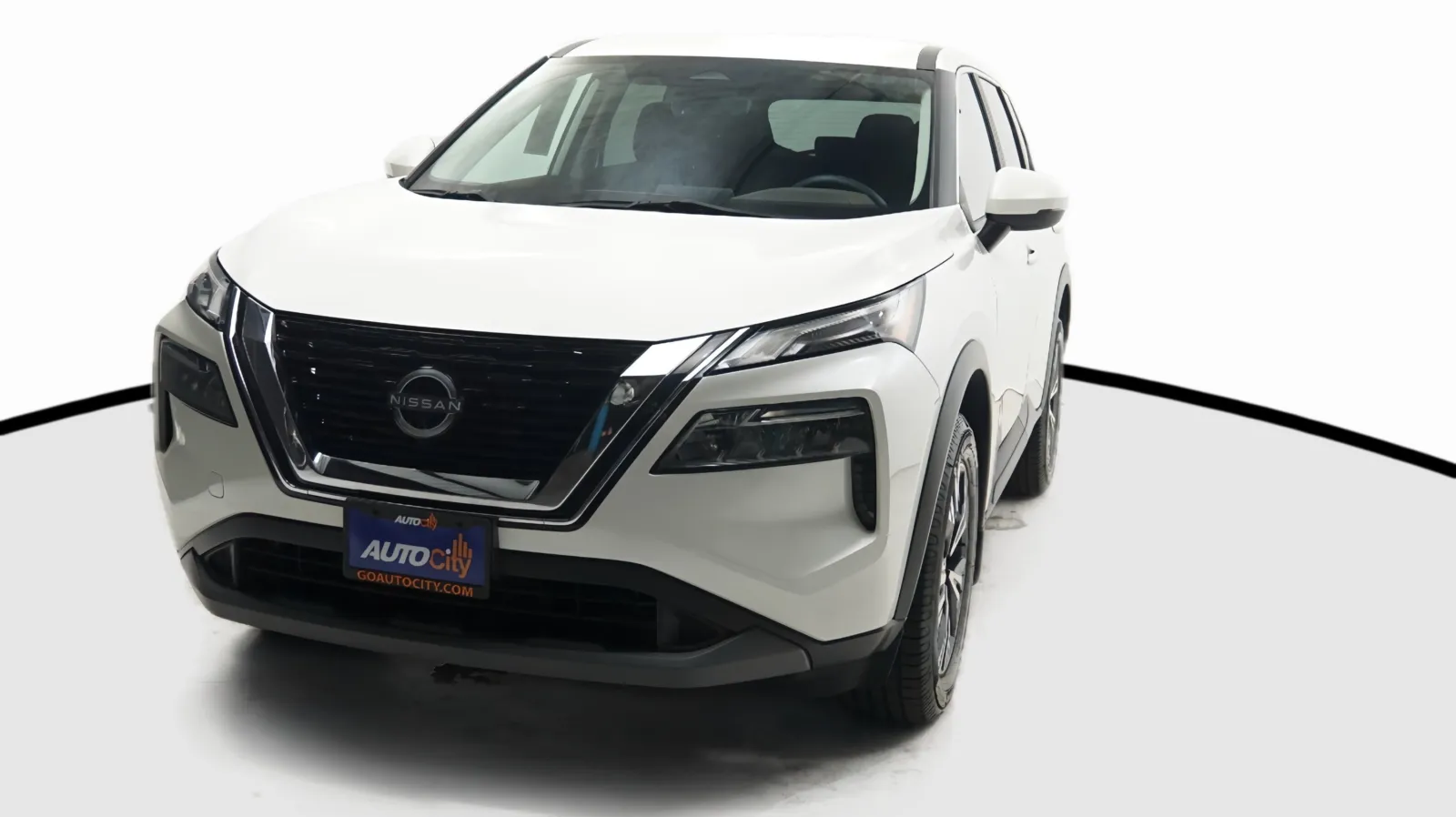 White 2023 Nissan Rogue SV for sale in El Cajon, CA