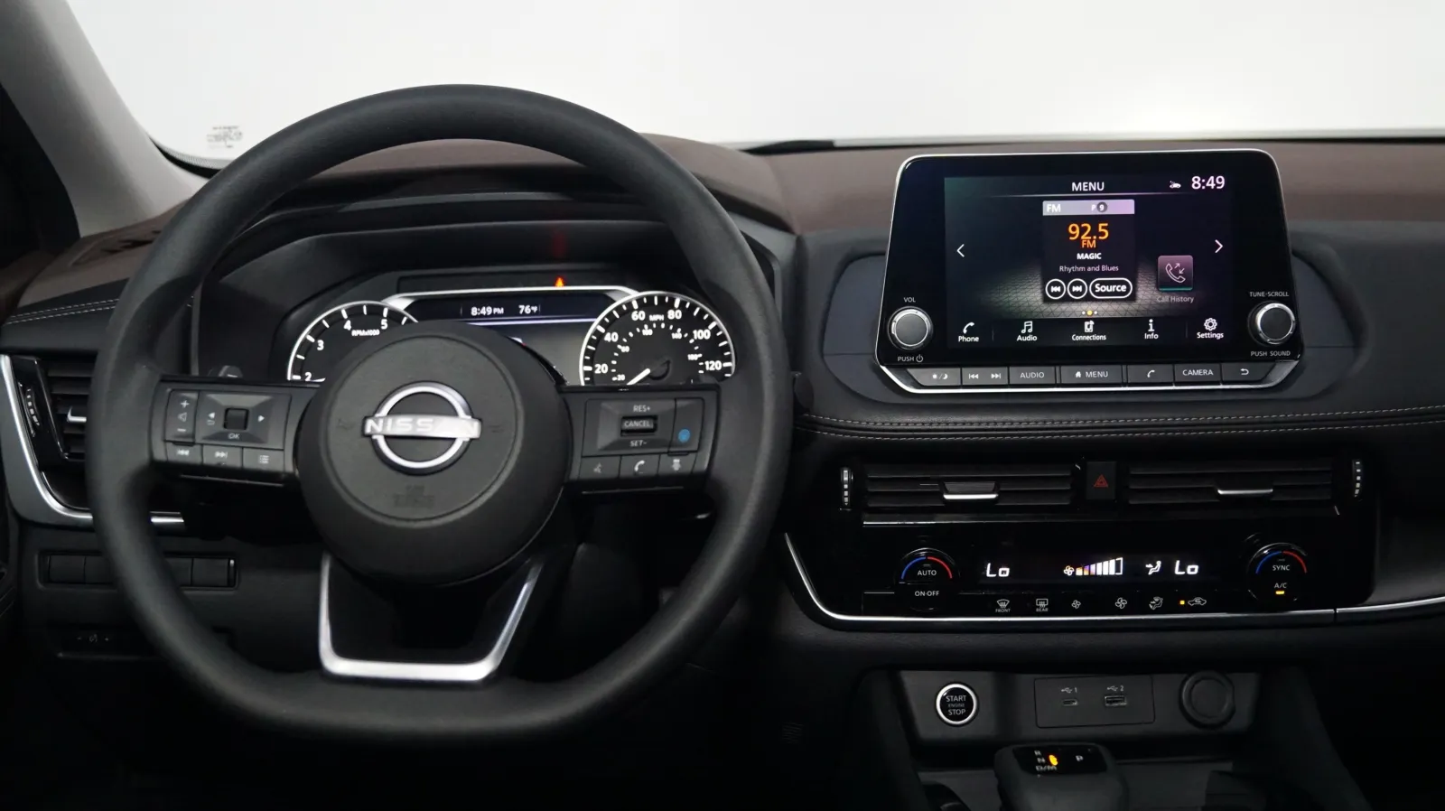 More photos of 2023 Nissan Rogue SV at Auto City, CA