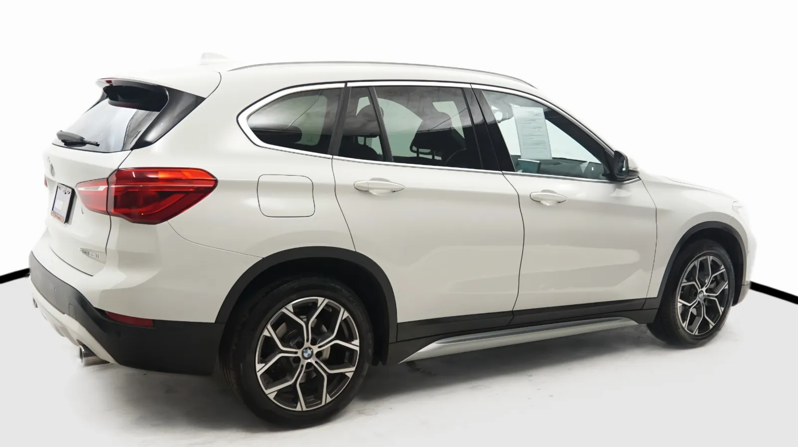 More photos of 2021 BMW X1 sDrive28i at Auto City, CA