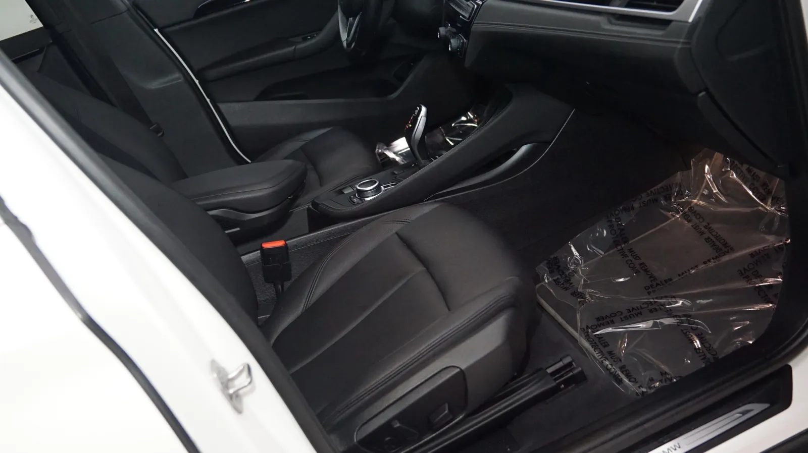 More photos of 2021 BMW X1 sDrive28i at Auto City, CA