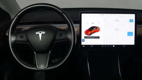More photos of 2018 Tesla Model 3 Mid Range Battery at Auto City, CA
