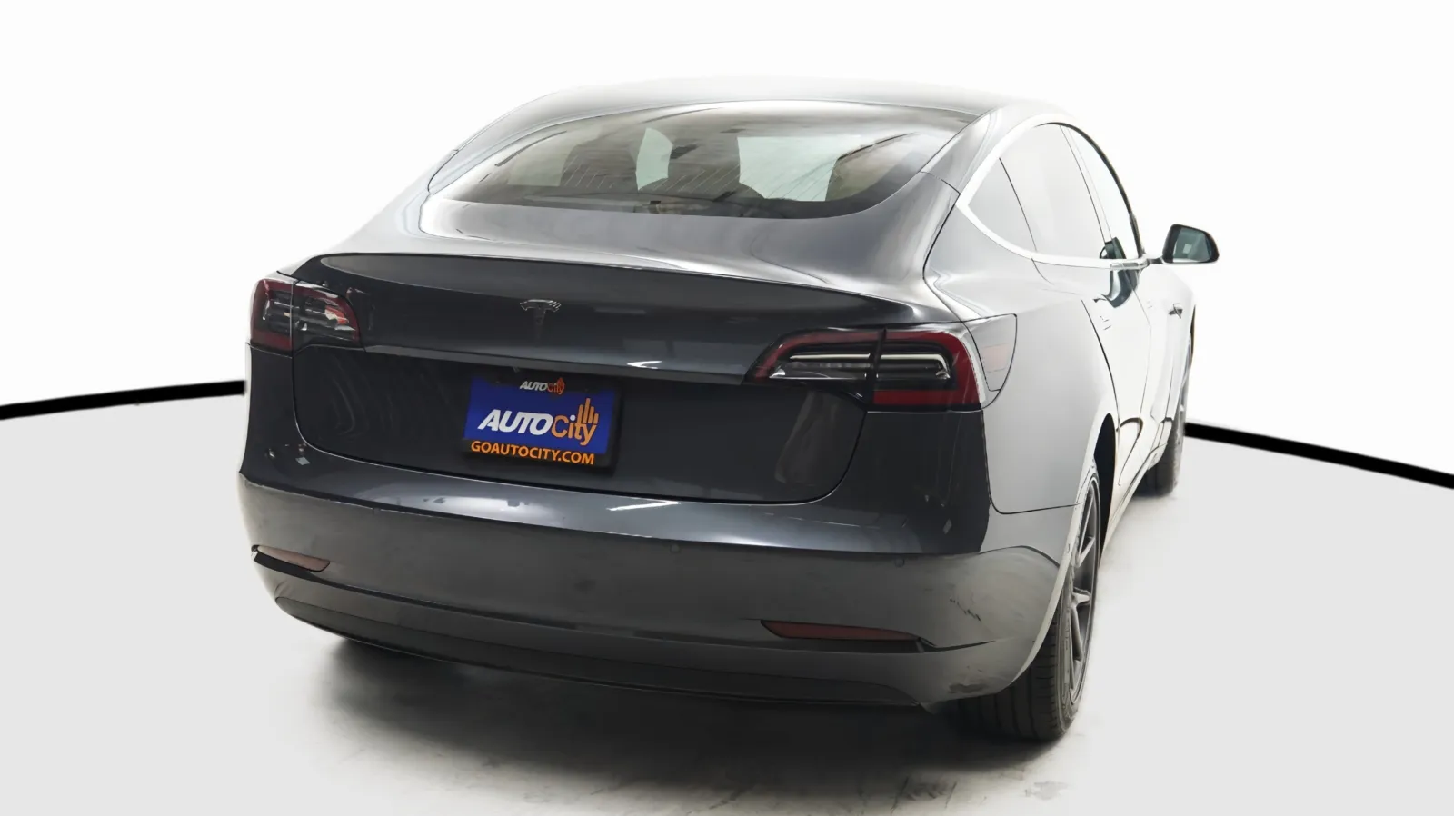 More photos of 2018 Tesla Model 3 Mid Range Battery at Auto City, CA