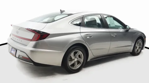 More photos of 2021 Hyundai Sonata SE at Auto City, CA