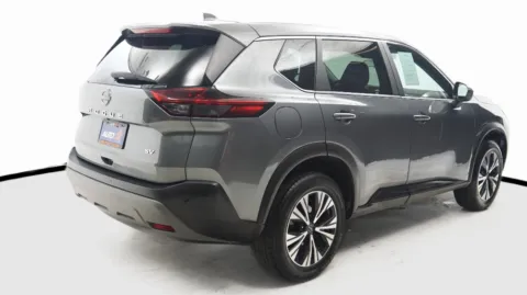 More photos of 2023 Nissan Rogue SV at Auto City, CA
