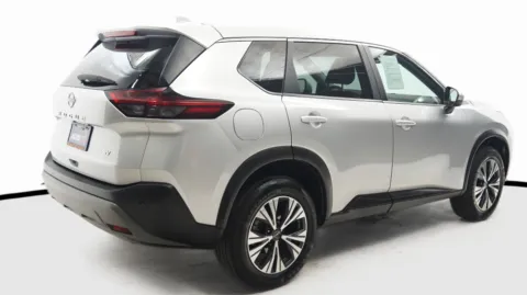 More photos of 2023 Nissan Rogue SV at Auto City, CA