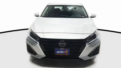 Another view of 2023 Nissan Altima 2.5 SV for sale in El Cajon, CA at Auto City