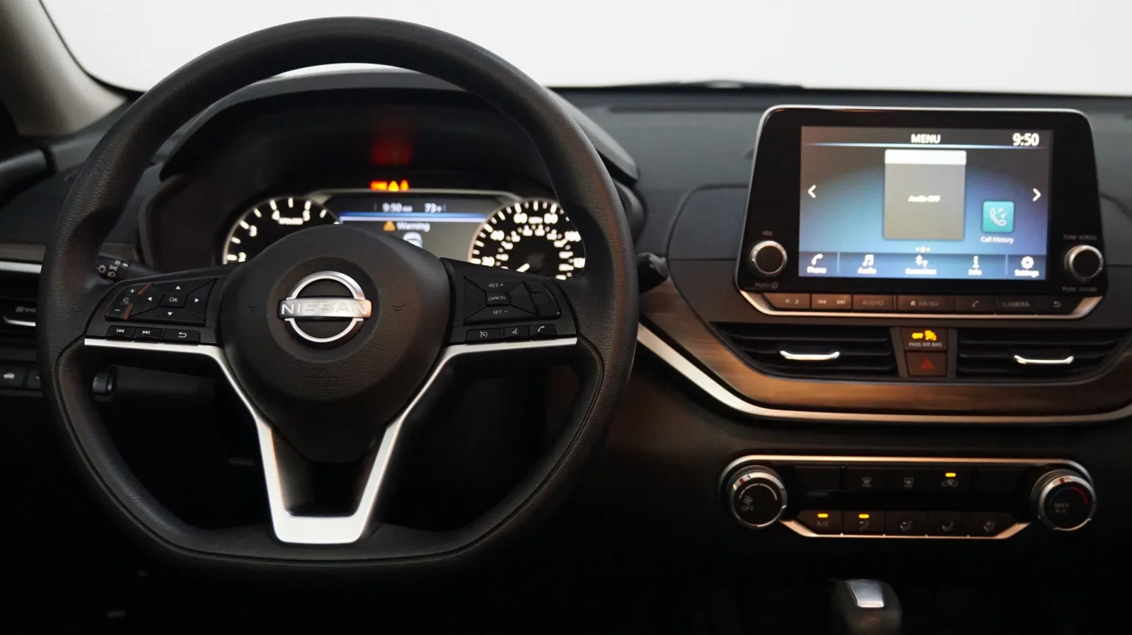 More photos of 2023 Nissan Altima 2.5 SV at Auto City, CA
