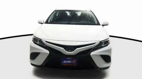 Another view of 2020 Toyota Camry Hybrid SE for sale in El Cajon, CA at Auto City